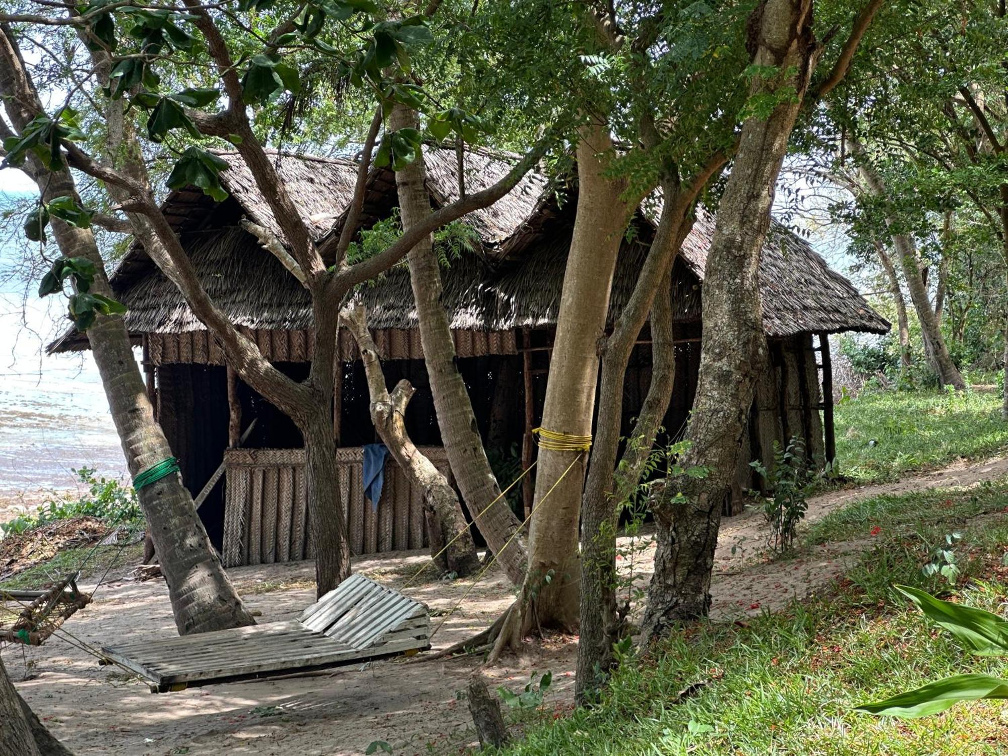 Maweni Beach Bungalows Kilindoni Exterior foto